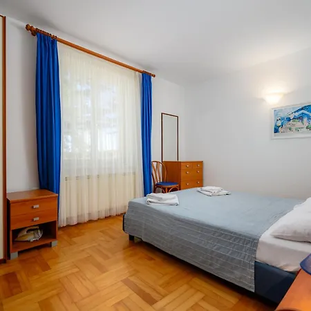 Apartment Valdepian 3br With Terrace With Sea View Basanija