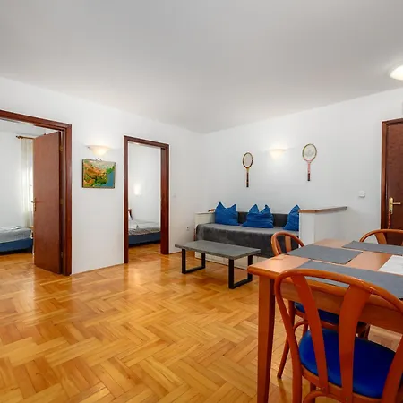 Valdepian 3br With Terrace With Sea View Apartment